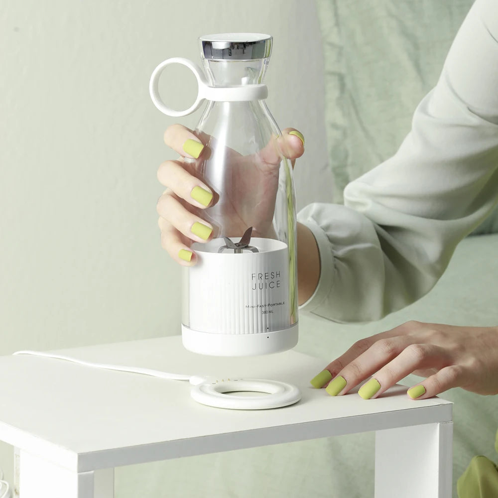 Portable USB Juicer Blender – Mini Fruit & Smoothie Maker
